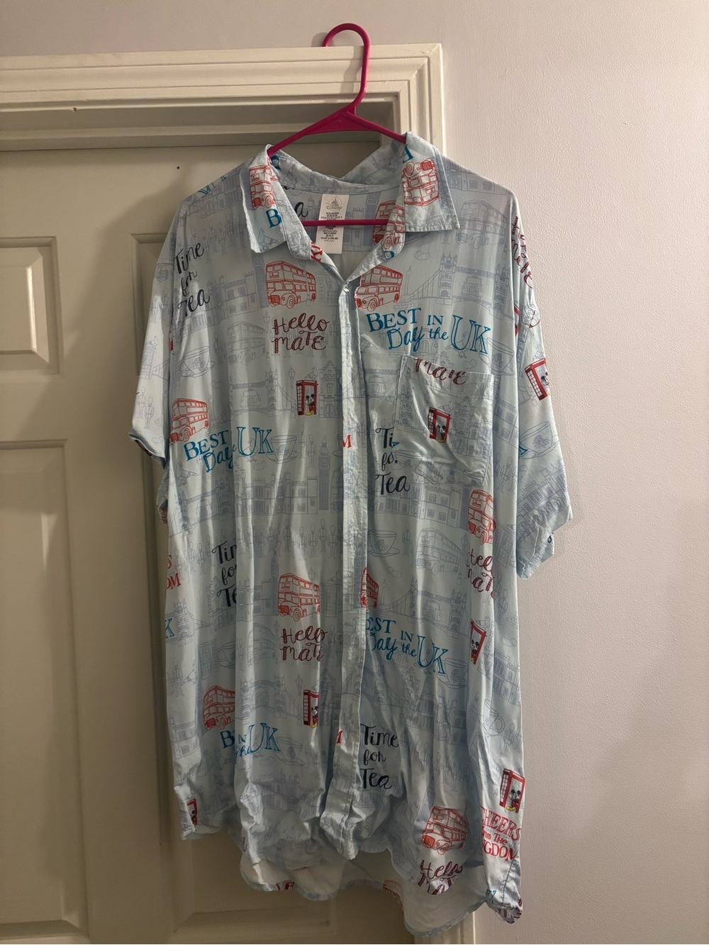Disney Parks Men’s Blue Short-Sleeve Button-Down Shirt with UK Print